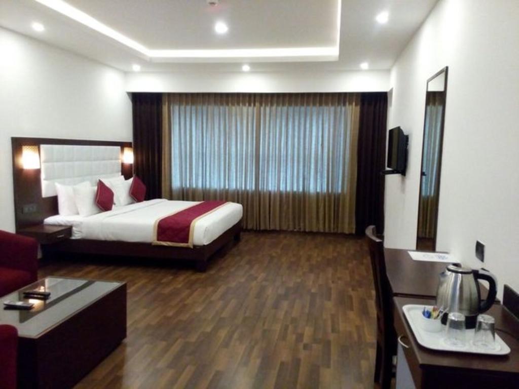 Akshaya Aura Hotel Bangalore Room photo